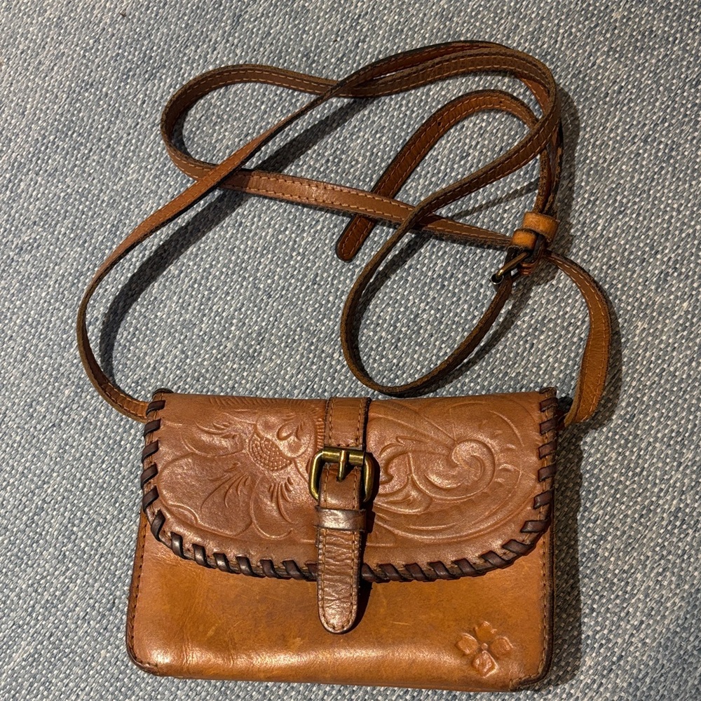 Patricia Nash Hand Tooled brown Leather Crossbody purse!